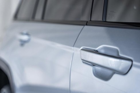 New 2025 Jeep Grand Cherokee Altitude image 15