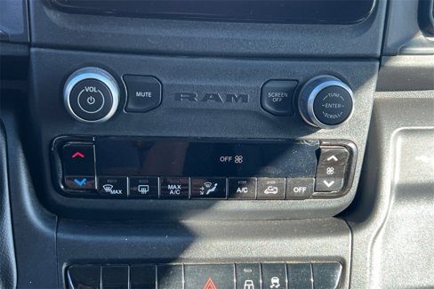 Used 2023 RAM ProMaster 2500 image 24