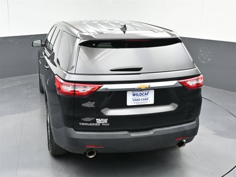 Used 2020 Chevrolet Traverse LS image 27