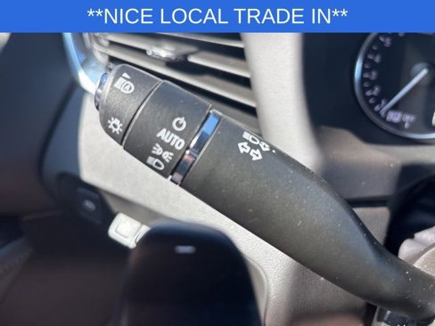 Used 2024 Buick Enclave Avenir w/ Avenir Technology Package image 36