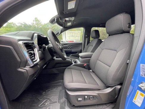 New 2026 GMC Canyon Elevation w/ Convenience Package image 16