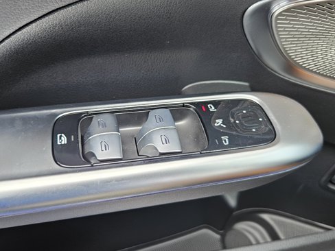 New 2025 Mercedes-Benz C 300 Sedan image 37