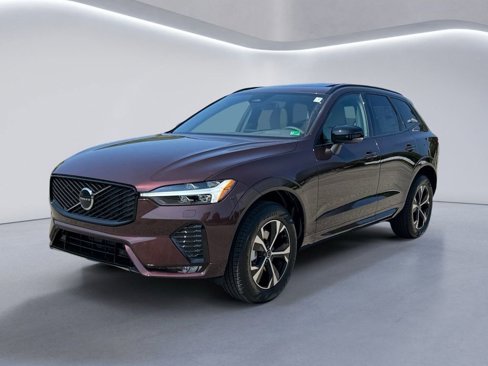 New 2026 Volvo XC60 B5 Core w/ Protection Package Premier image 7