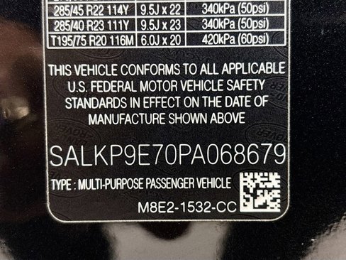 Used 2023 Land Rover Range Rover SE image 25