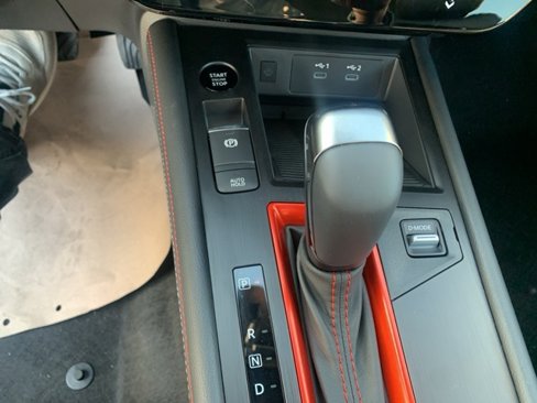 New 2026 Nissan Kicks SR w/ SR Premium Package image 13