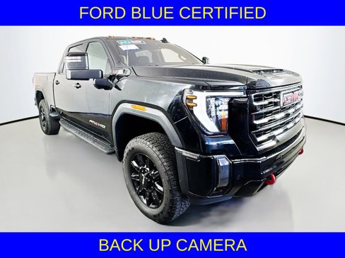Used 2024 GMC Sierra 2500 AT4 w/ AT4 Premium Plus Package image 3