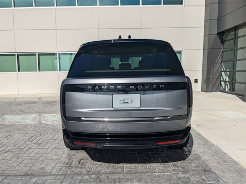 New 2025 Land Rover Range Rover SE image 5