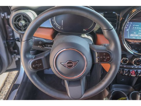 Used 2024 MINI Cooper Convertible w/ Signature Upholstery Package image 18
