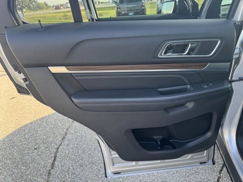 Used 2017 Ford Explorer Limited w/ Equipment Group 301A image 26