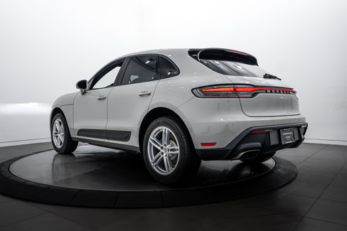 New 2026 Porsche Macan image 3