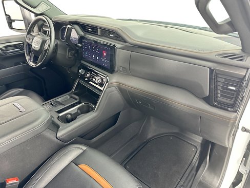 Used 2024 GMC Sierra 2500 AT4 w/ AT4 Premium Plus Package image 28