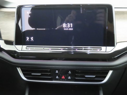 New 2026 Volkswagen Atlas SEL Premium R-Line image 15