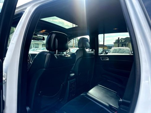 Used 2015 Jeep Grand Cherokee Altitude image 26