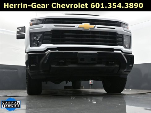 Used 2024 Chevrolet Silverado 2500 Custom w/ Custom Convenience Package image 43