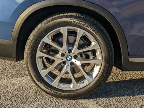 Used 2023 BMW X5 xDrive40i w/ Premium Package image 12