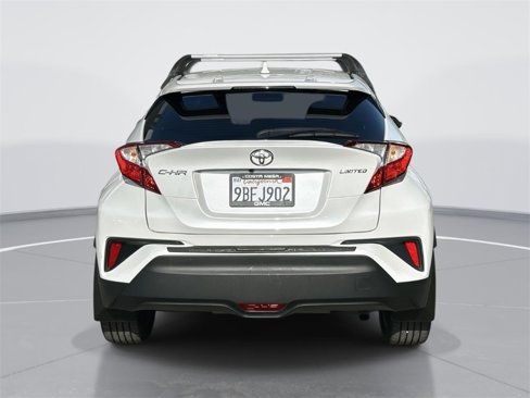 Used 2022 Toyota C-HR Limited image 4