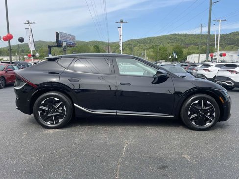 New 2025 Kia EV6 Wind image 3