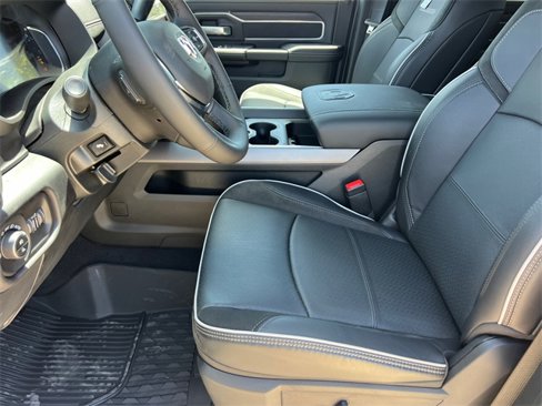 New 2025 RAM 3500 Laramie image 19
