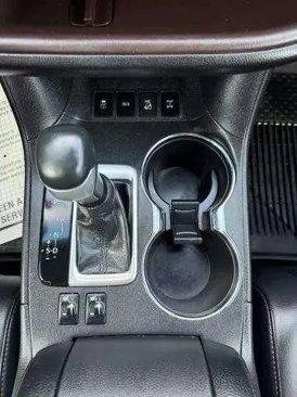 Used 2019 Toyota Highlander XLE image 18