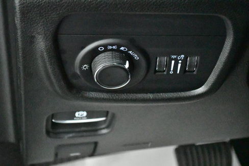 Used 2024 Jeep Grand Cherokee L Laredo image 15