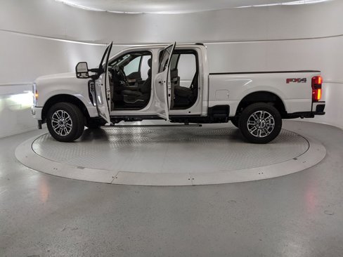 New 2026 Ford F250 Platinum w/ Platinum Plus Package image 11