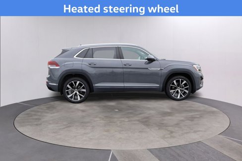 New 2026 Volkswagen Atlas Cross Sport SEL Premium R-Line image 9