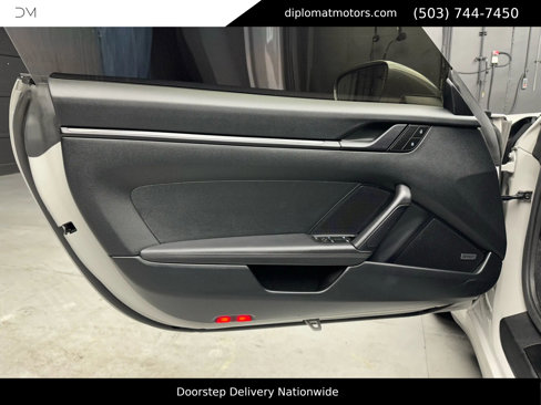 Used 2024 Porsche 911 Carrera T w/ Sportdesign Package image 38
