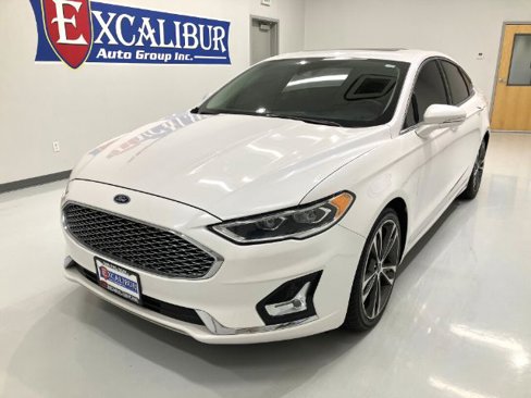 Used 2019 Ford Fusion Titanium image 8