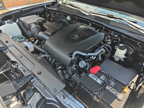 Used 2020 Toyota Tacoma TRD Sport image 29