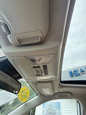 Used 2024 Toyota RAV4 XLE Premium image 23