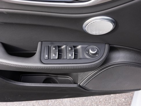 New 2025 Alfa Romeo Giulia AWD image 20