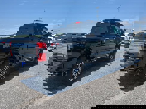 New 2026 Ford F350 Platinum image 3