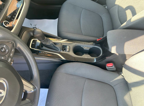 Used 2021 Toyota Corolla LE w/ Carpet Mat Package (TMS) image 23