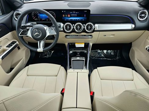 New 2026 Mercedes-Benz GLB 250 4MATIC image 27