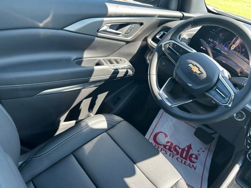New 2026 Chevrolet Traverse LT w/ Sun and Wheel Package image 24