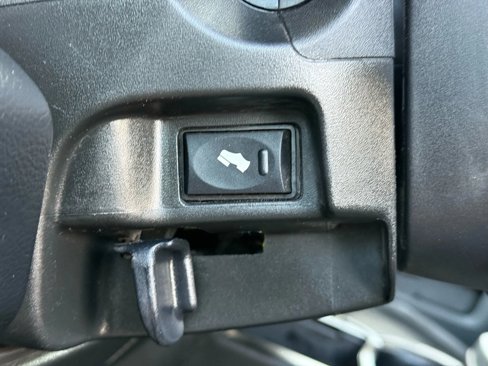 Used 2020 RAM 2500 Laramie image 12