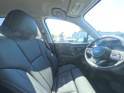 New 2025 Subaru Outback Limited image 28