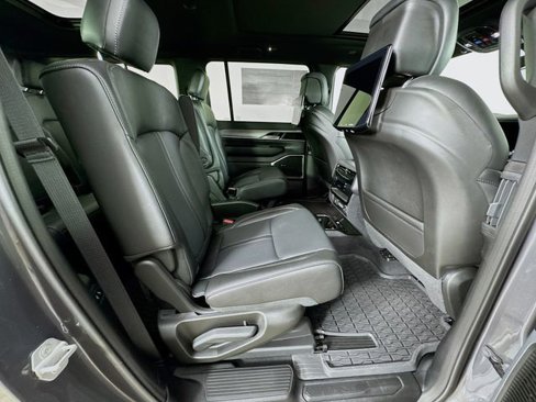 New 2025 Jeep Wagoneer Series II image 33