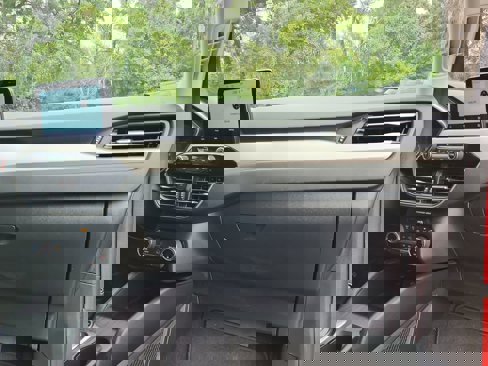 Used 2022 Ford Escape SEL image 18