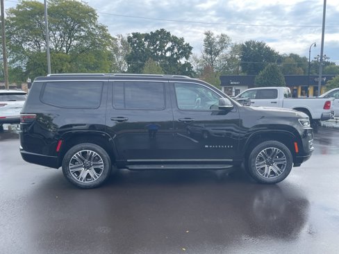 New 2025 Jeep Wagoneer 4WD image 9