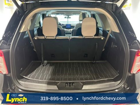 Used 2024 Ford Explorer XLT w/ Equipment Group 202A image 23