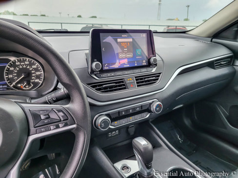 Used 2022 Nissan Altima 2.5 SV image 24