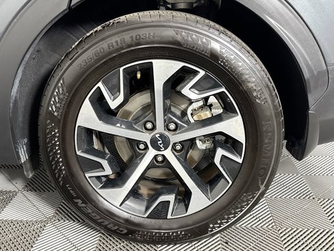 Used 2025 Kia Sportage EX image 36
