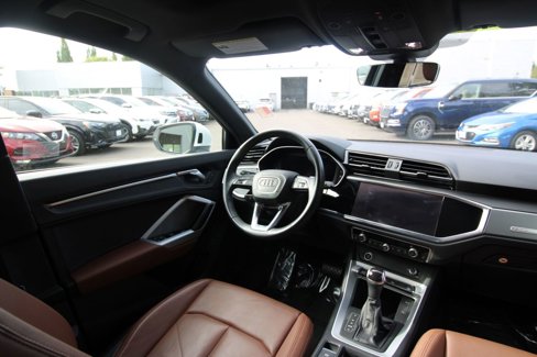 Used 2022 Audi Q3 2.0T Premium Plus image 26