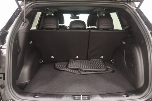 New 2025 Jeep Compass Latitude image 18