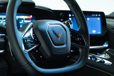 Used 2024 Chevrolet Corvette Stingray Coupe w/ Chrome Exterior Badge Package image 25