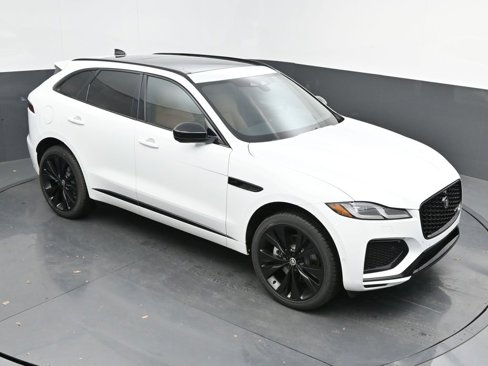New 2025 Jaguar F-PACE R-Dynamic S image 34