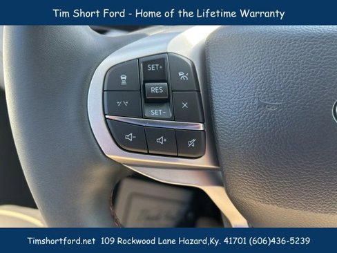 New 2025 Ford Explorer Active image 16