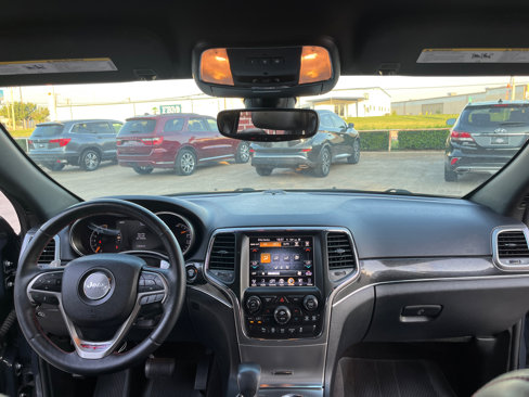 Used 2017 Jeep Grand Cherokee Trailhawk image 11