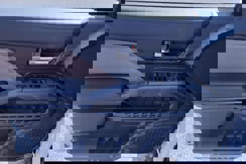 New 2025 Toyota 4Runner Limited image 19